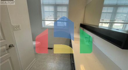 Residential - Single Family Home - Hamilton, Canada - Canada