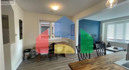 Residential - Single Family Home - Hamilton, Canada - Canada