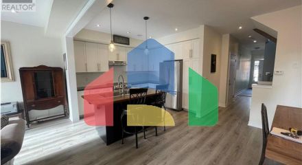 Residential - Single Family Home - Hamilton, Canada - Canada