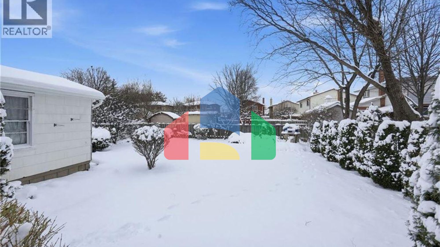 Residential - Single Family Home - Hamilton, Canada - Canada