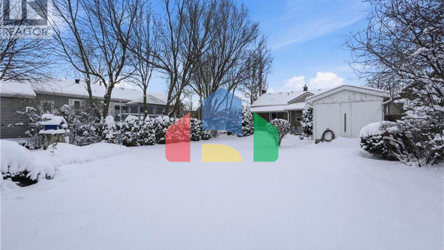 Residential - Single Family Home - Hamilton, Canada - Canada