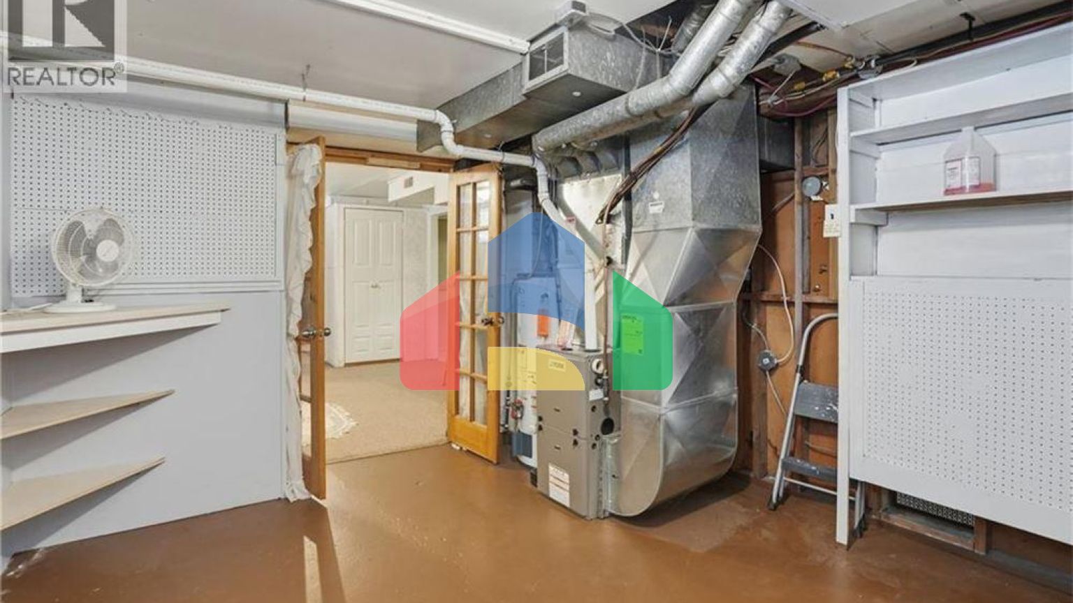 Residential - Single Family Home - Hamilton, Canada - Canada