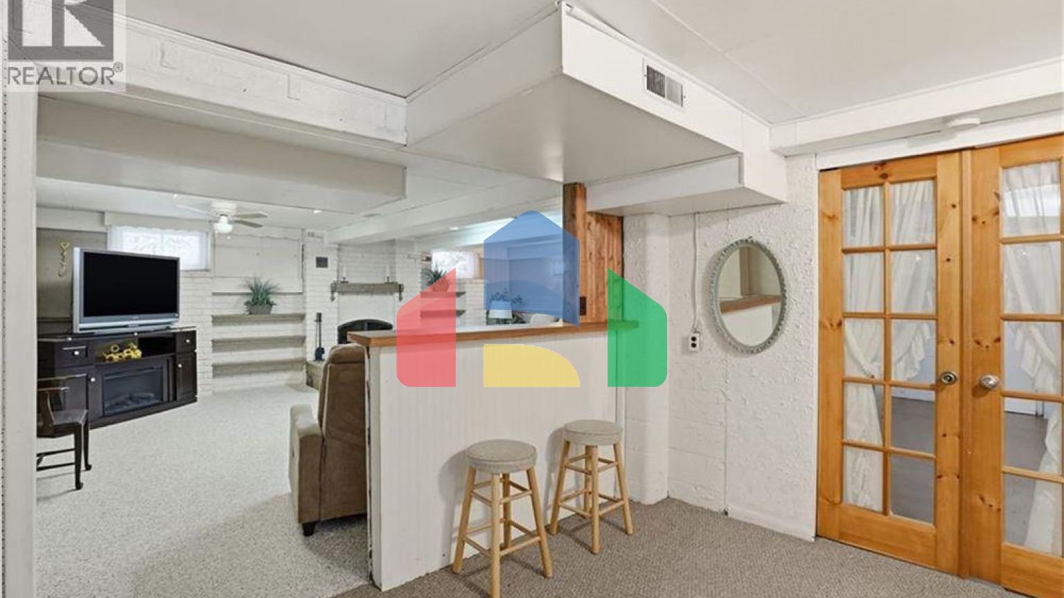 Residential - Single Family Home - Hamilton, Canada - Canada