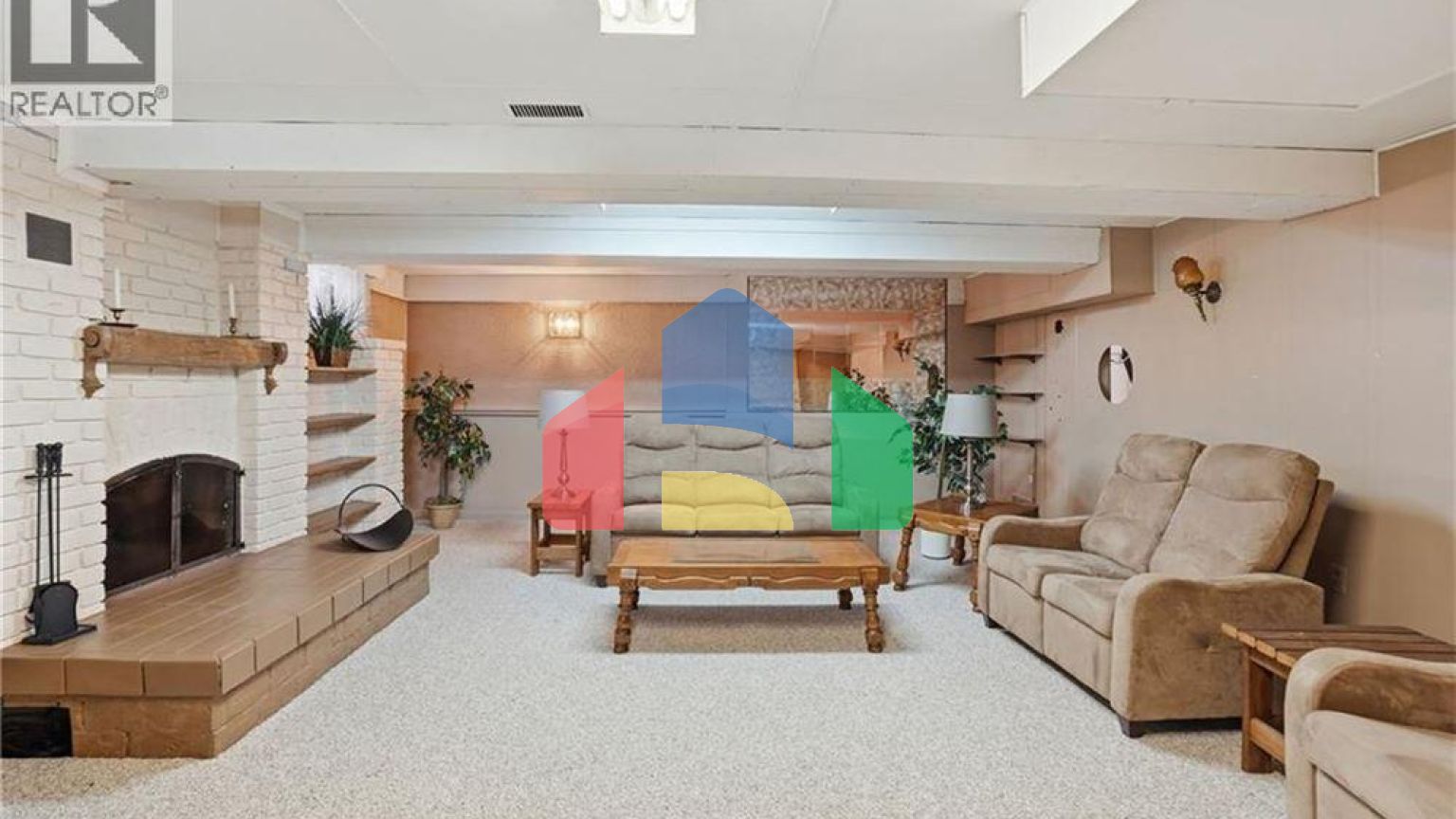 Residential - Single Family Home - Hamilton, Canada - Canada