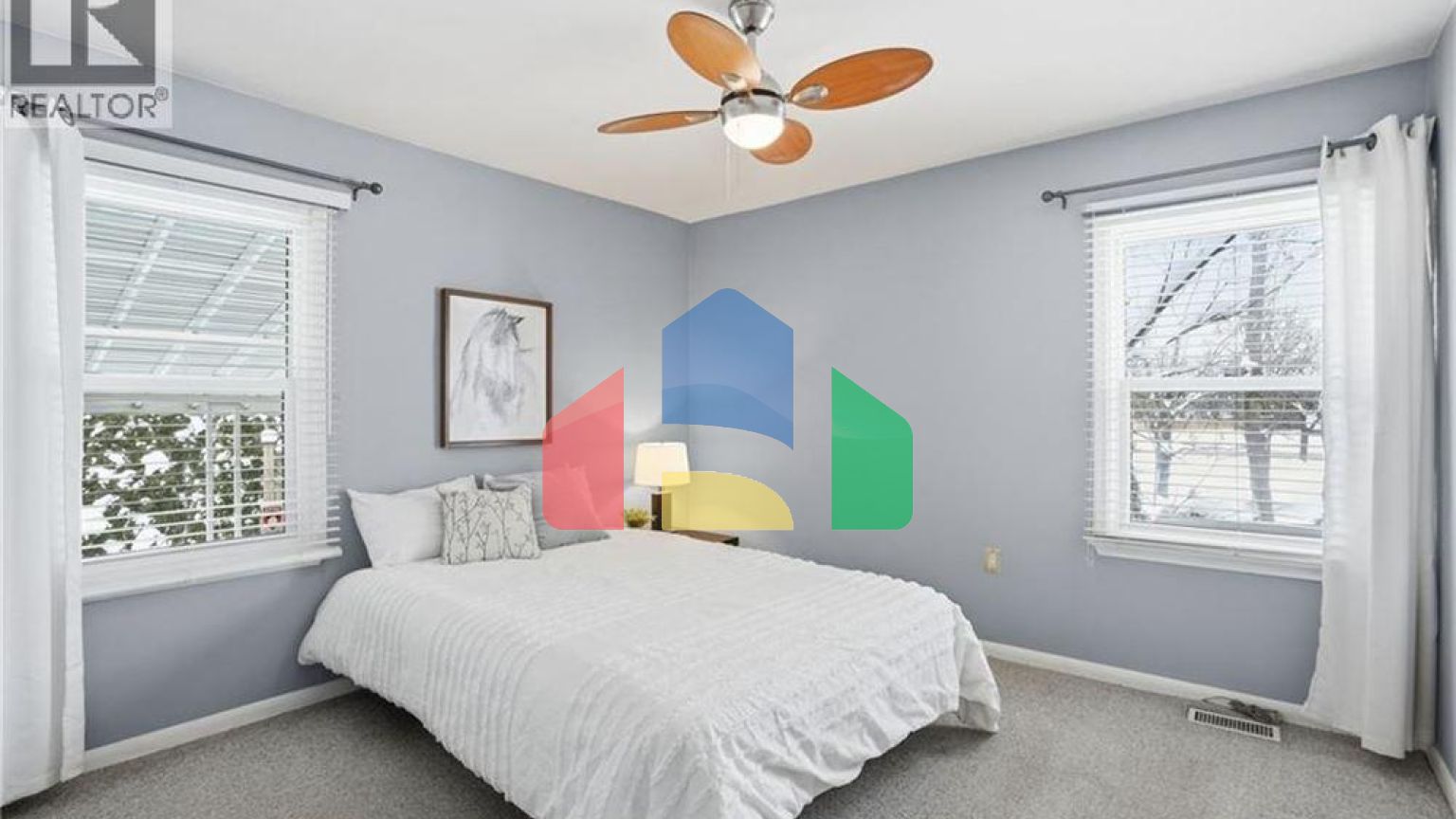 Residential - Single Family Home - Hamilton, Canada - Canada