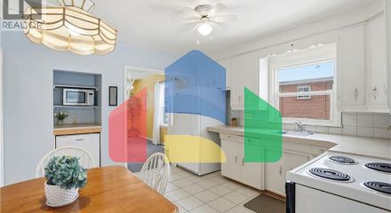 Residential - Single Family Home - Hamilton, Canada - Canada