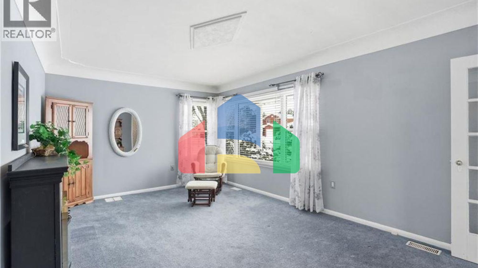 Residential - Single Family Home - Hamilton, Canada - Canada