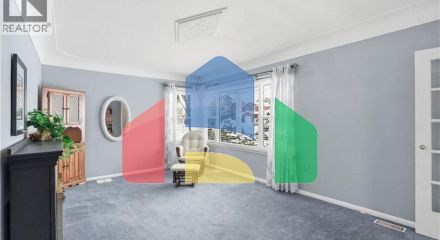 Residential - Single Family Home - Hamilton, Canada - Canada