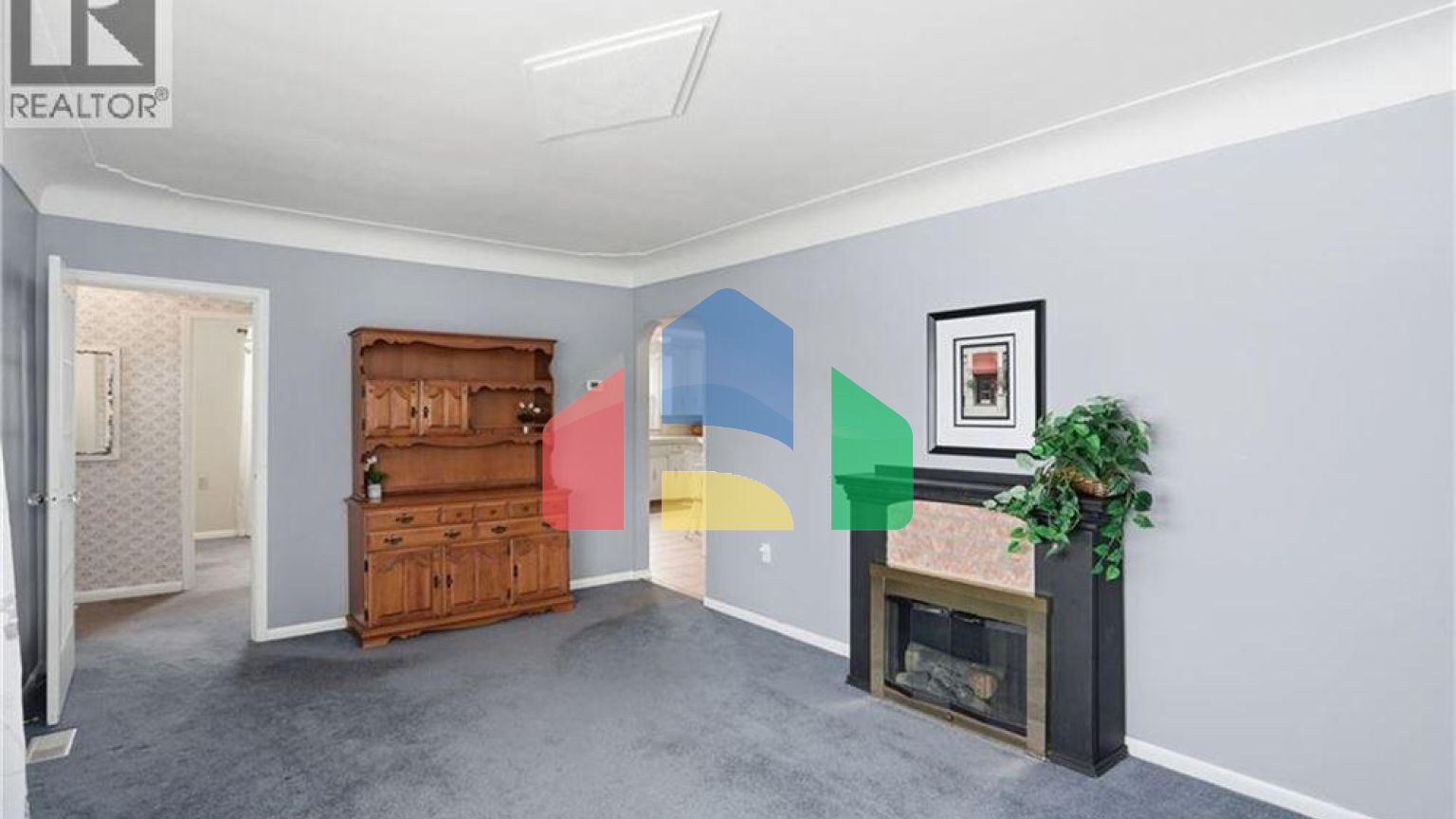 Residential - Single Family Home - Hamilton, Canada - Canada