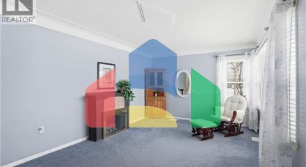 Residential - Single Family Home - Hamilton, Canada - Canada