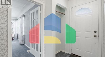 Residential - Single Family Home - Hamilton, Canada - Canada