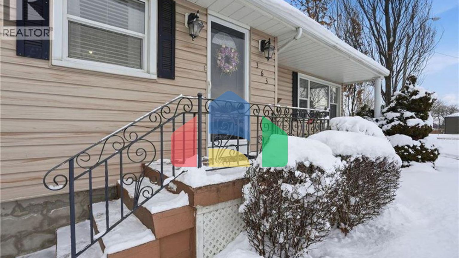 Residential - Single Family Home - Hamilton, Canada - Canada