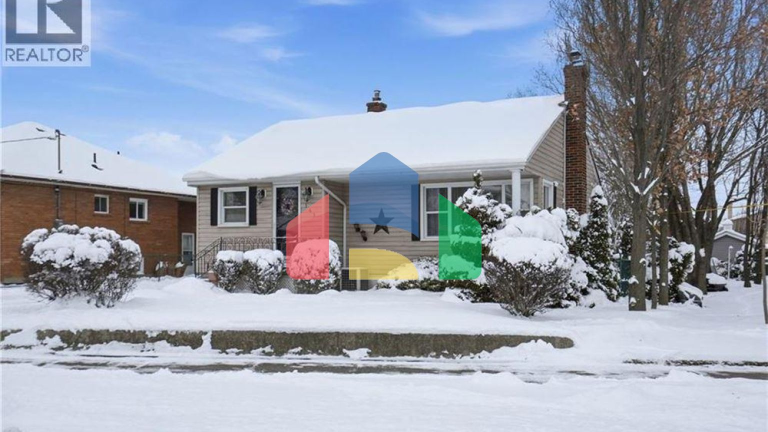 Residential - Single Family Home - Hamilton, Canada - Canada