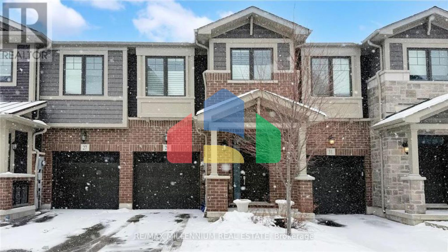 Residential - Single Family Home - Hamilton, Canada - Canada