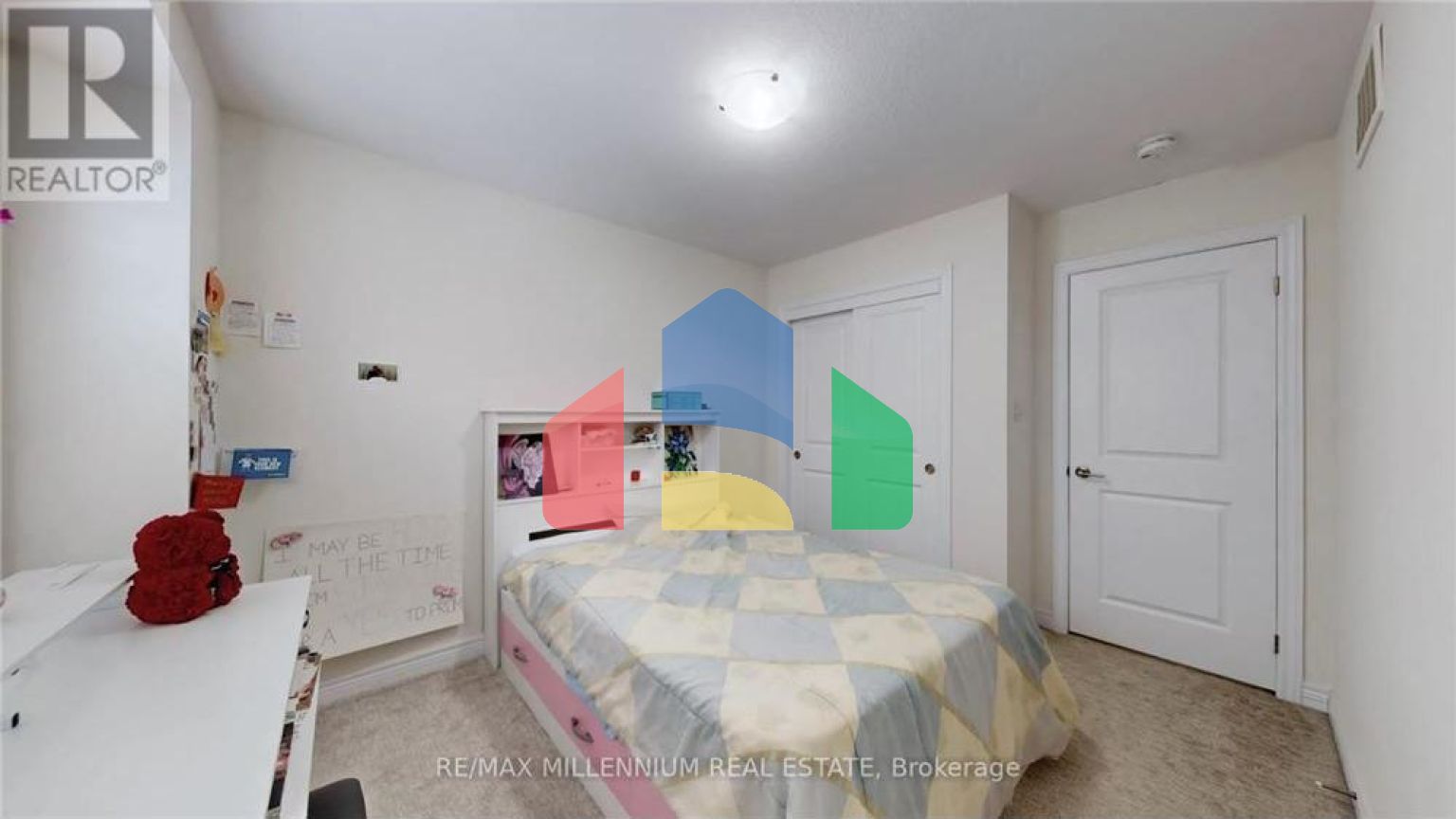 Residential - Single Family Home - Hamilton, Canada - Canada