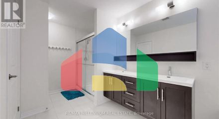 Residential - Single Family Home - Hamilton, Canada - Canada