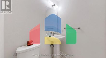 Residential - Single Family Home - Hamilton, Canada - Canada