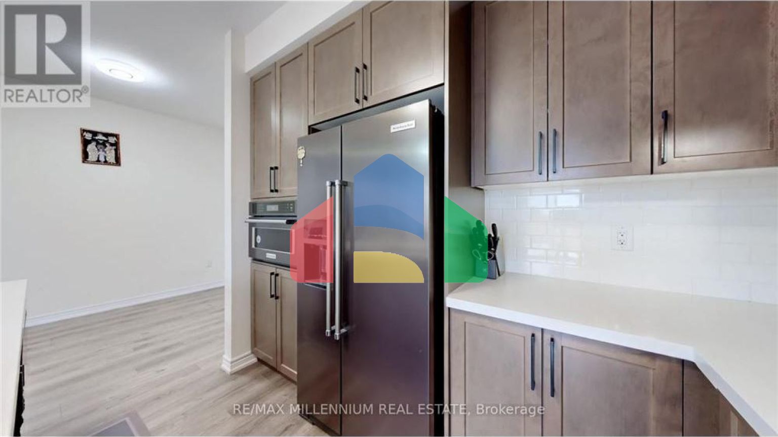 Residential - Single Family Home - Hamilton, Canada - Canada