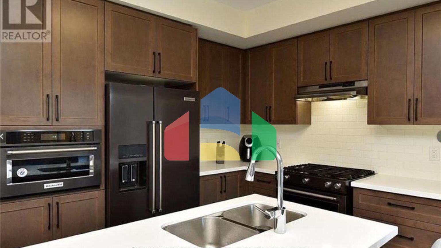 Residential - Single Family Home - Hamilton, Canada - Canada