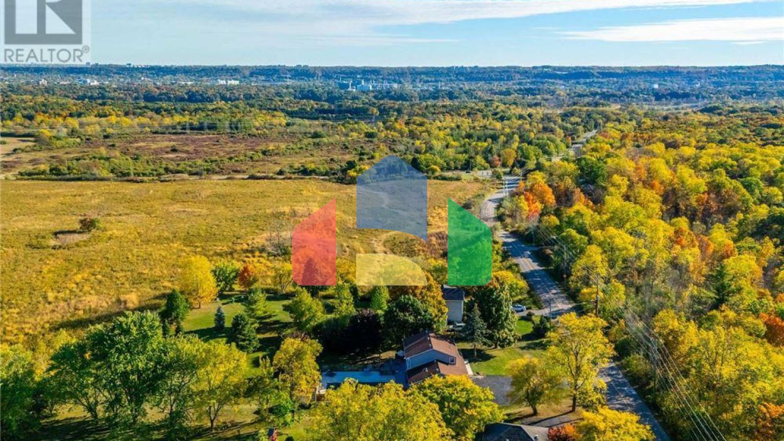 Residential - Single Family Home - Hamilton, Canada - Canada