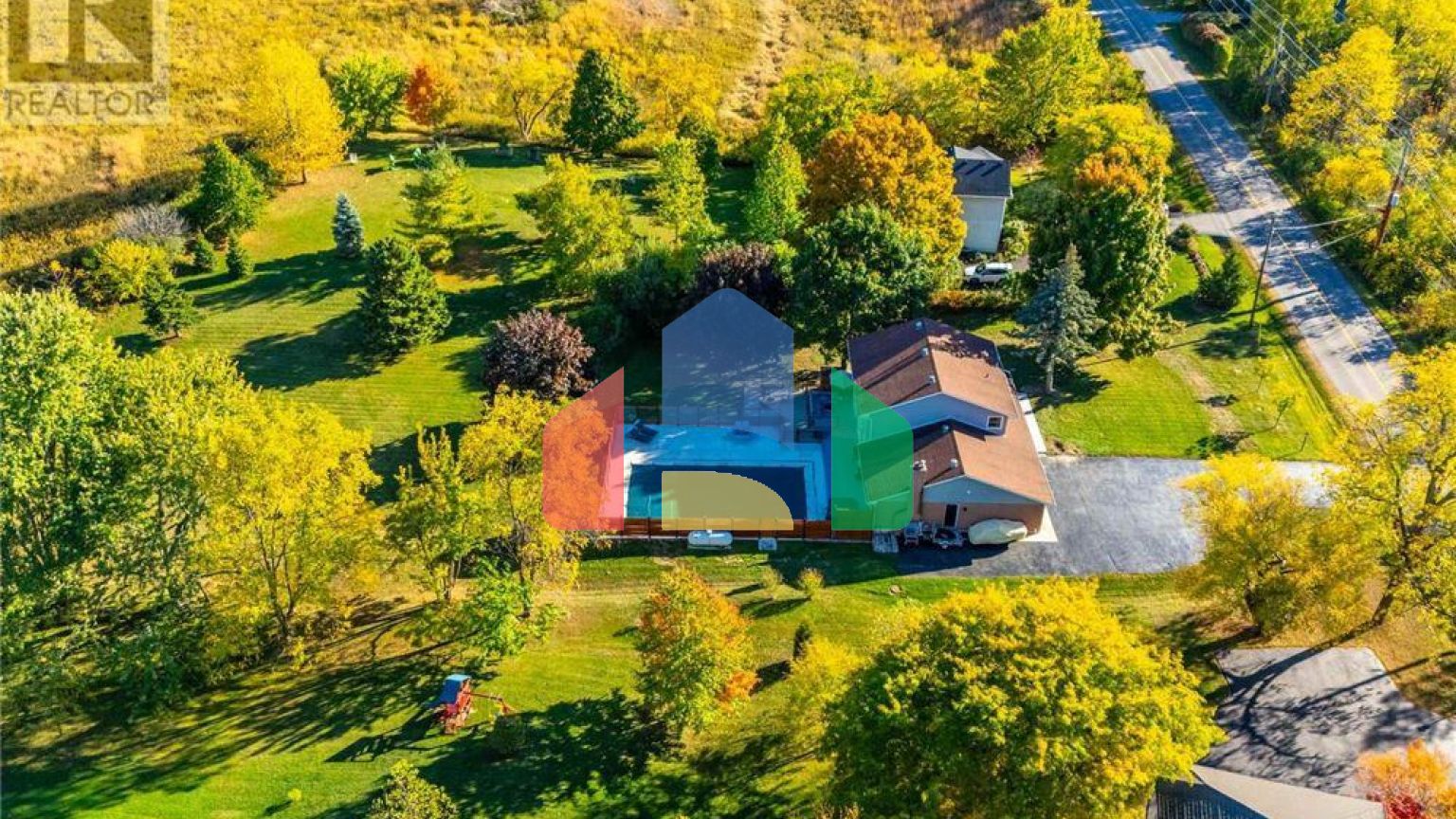 Residential - Single Family Home - Hamilton, Canada - Canada