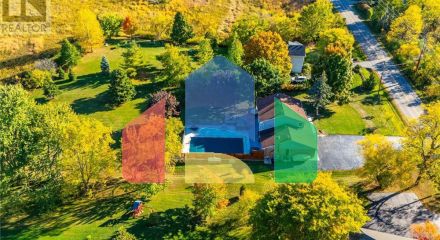 Residential - Single Family Home - Hamilton, Canada - Canada