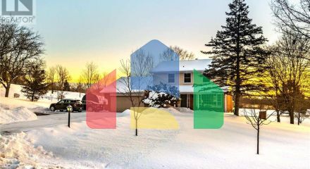 Residential - Single Family Home - Hamilton, Canada - Canada