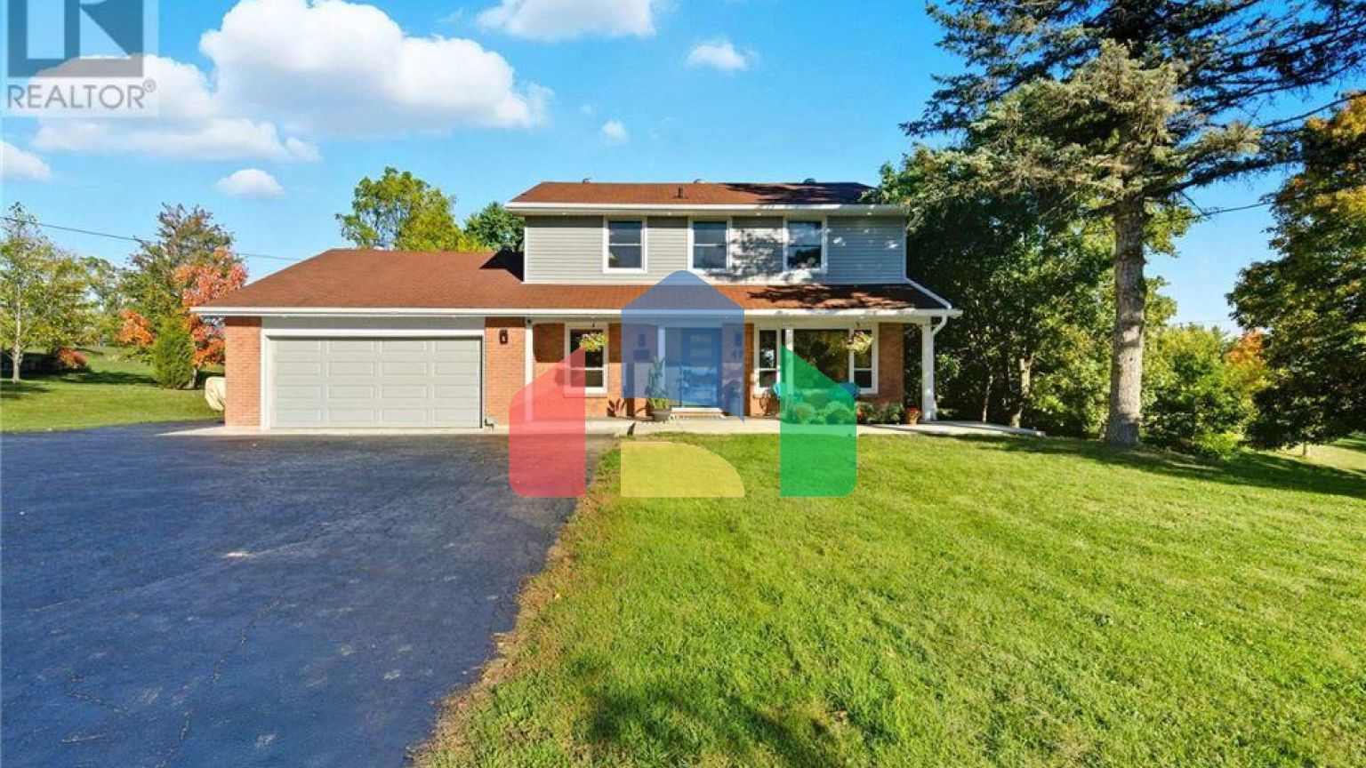 Residential - Single Family Home - Hamilton, Canada - Canada