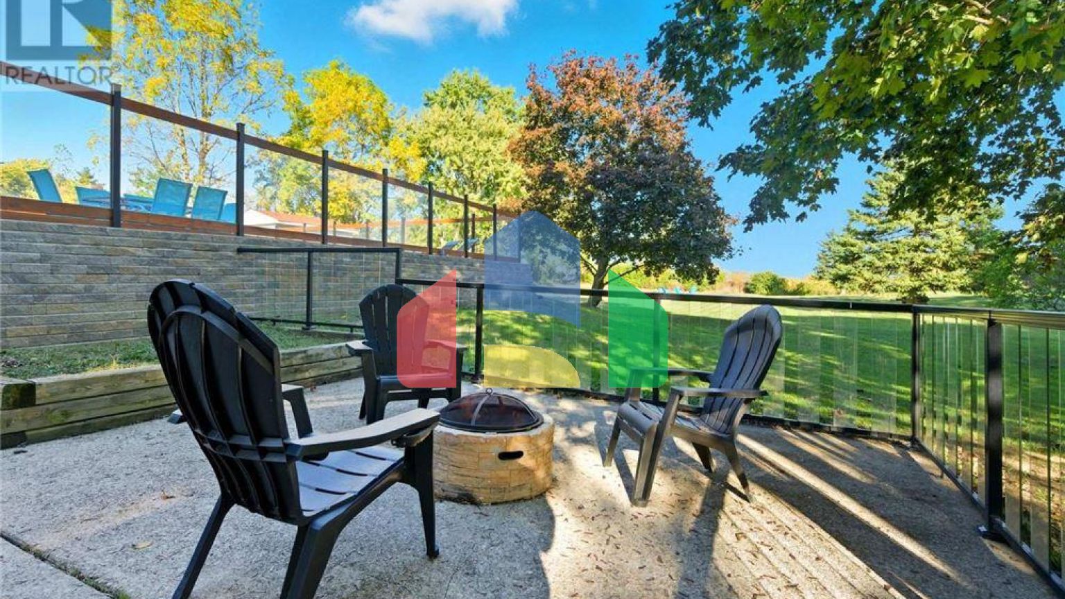 Residential - Single Family Home - Hamilton, Canada - Canada