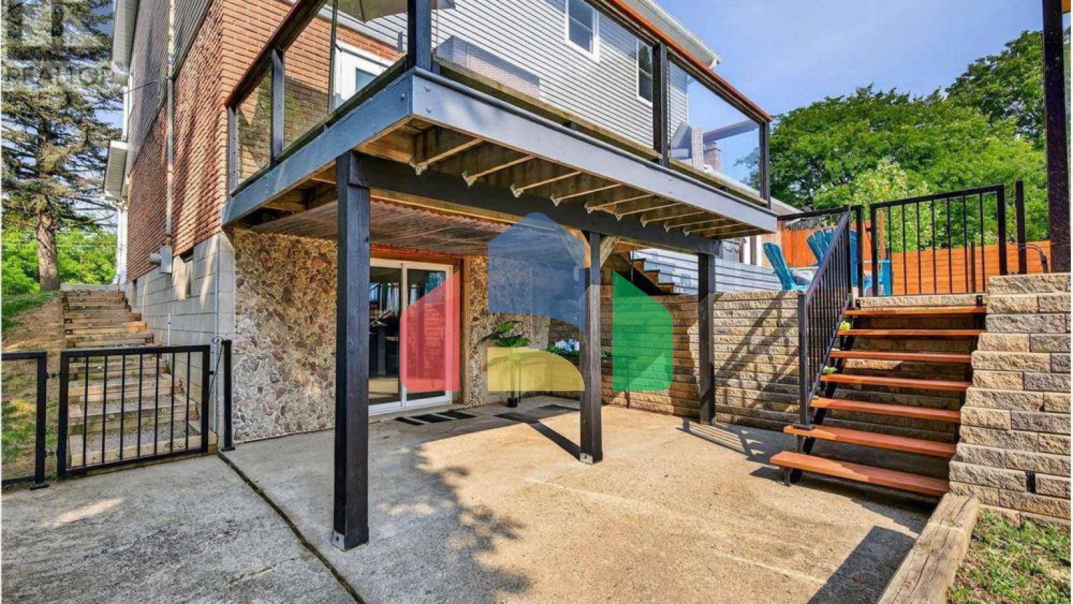 Residential - Single Family Home - Hamilton, Canada - Canada