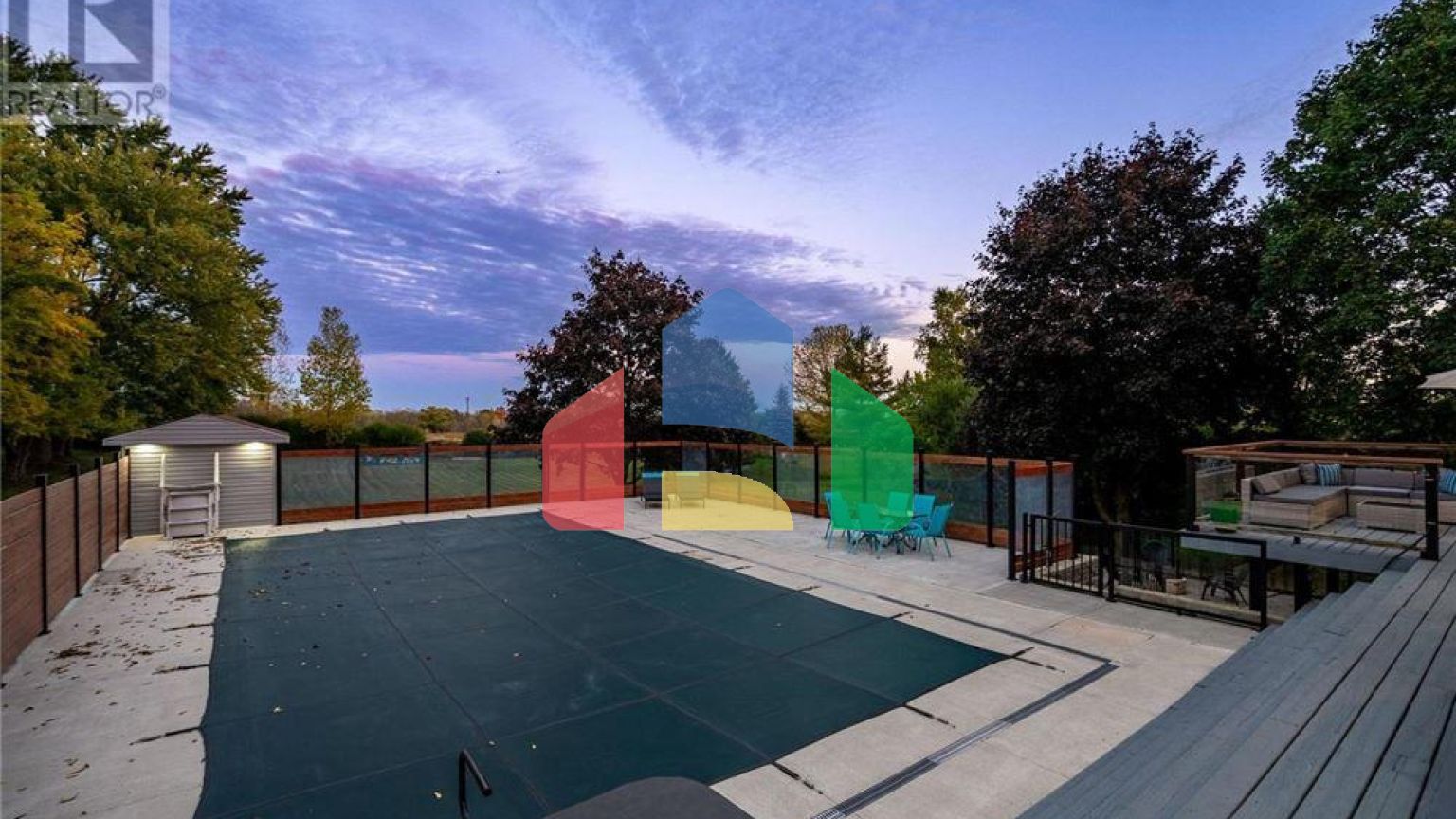 Residential - Single Family Home - Hamilton, Canada - Canada