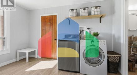 Residential - Single Family Home - Hamilton, Canada - Canada