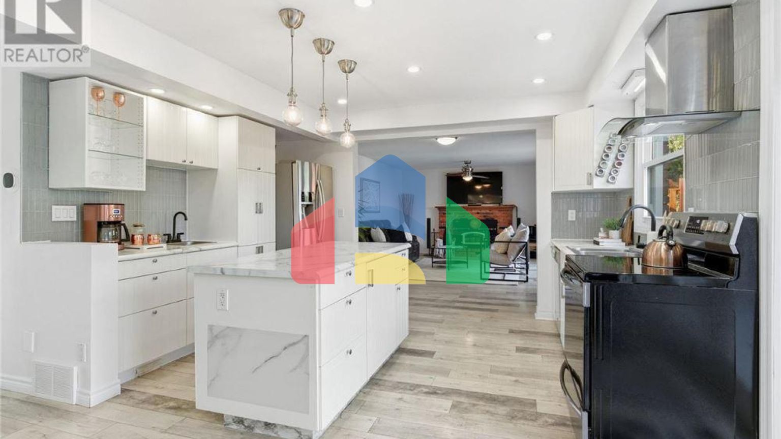 Residential - Single Family Home - Hamilton, Canada - Canada