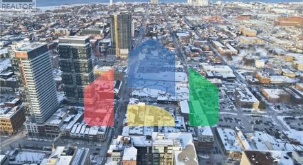 Residential - Single Family Home - Hamilton, Canada - Canada