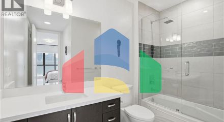 Residential - Single Family Home - Hamilton, Canada - Canada