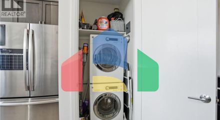 Residential - Single Family Home - Hamilton, Canada - Canada