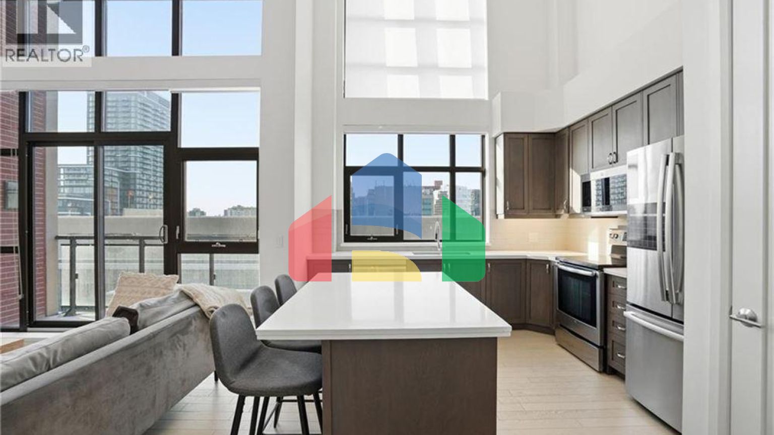 Residential - Single Family Home - Hamilton, Canada - Canada