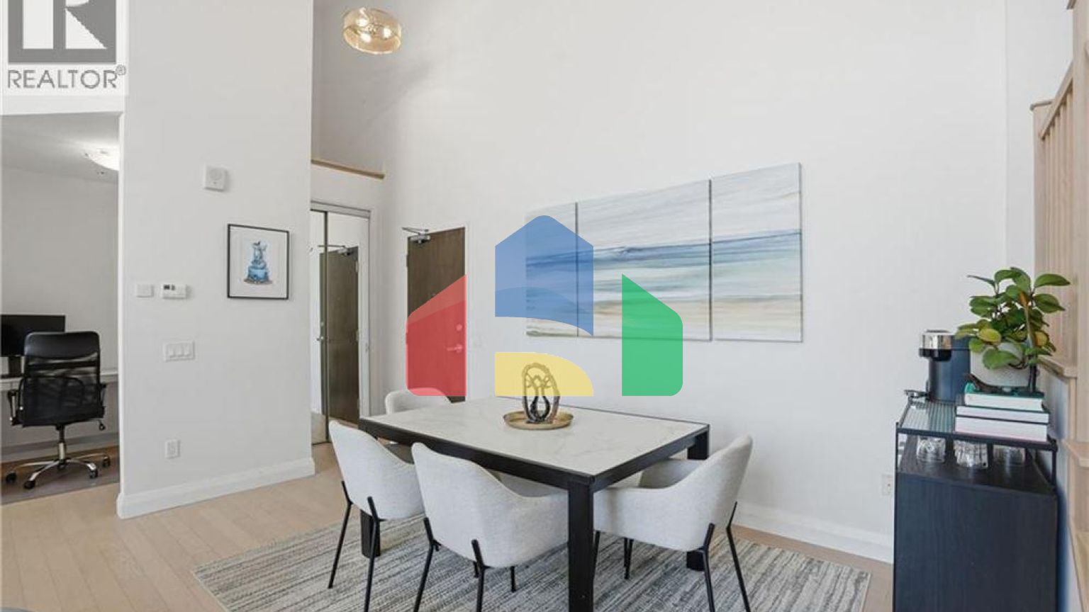 Residential - Single Family Home - Hamilton, Canada - Canada