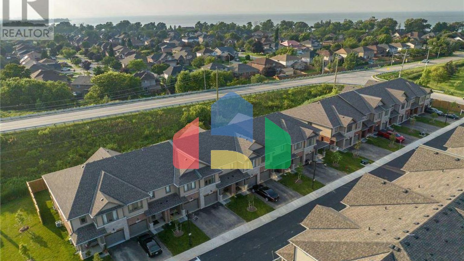 Residential - Single Family Home - Hamilton, Canada - Canada