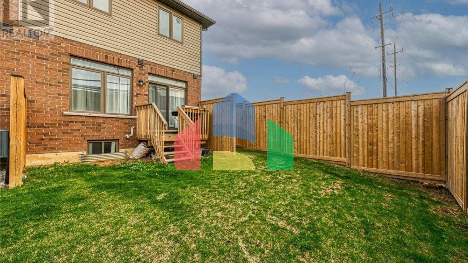 Residential - Single Family Home - Hamilton, Canada - Canada