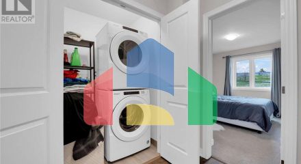 Residential - Single Family Home - Hamilton, Canada - Canada