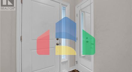 Residential - Single Family Home - Hamilton, Canada - Canada