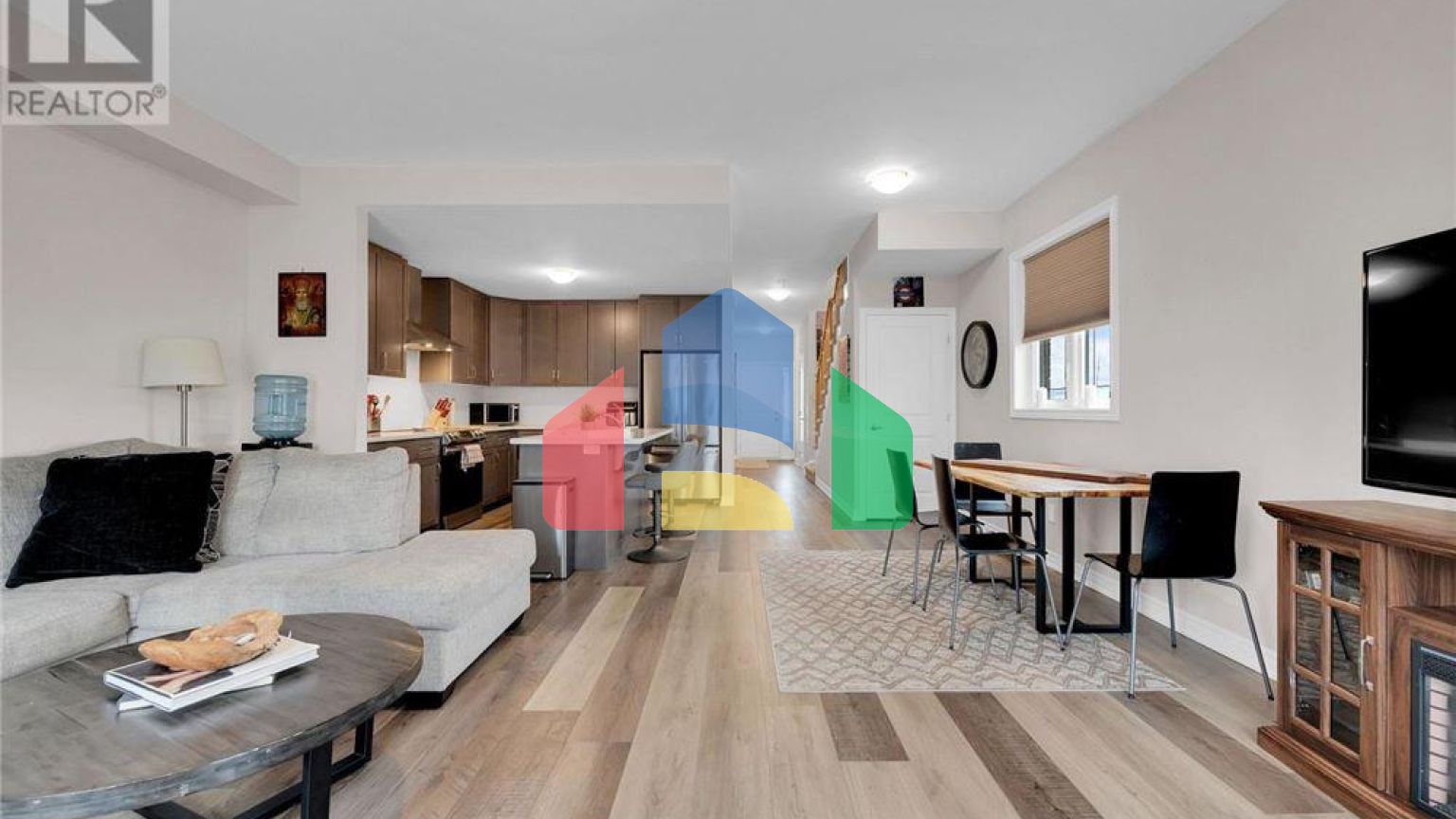 Residential - Single Family Home - Hamilton, Canada - Canada