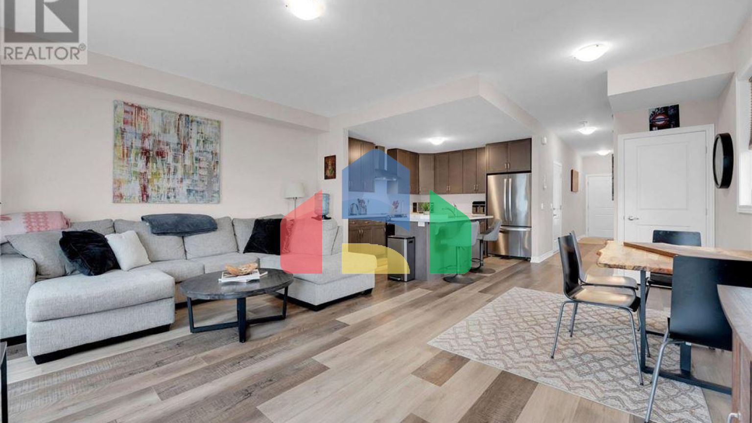 Residential - Single Family Home - Hamilton, Canada - Canada