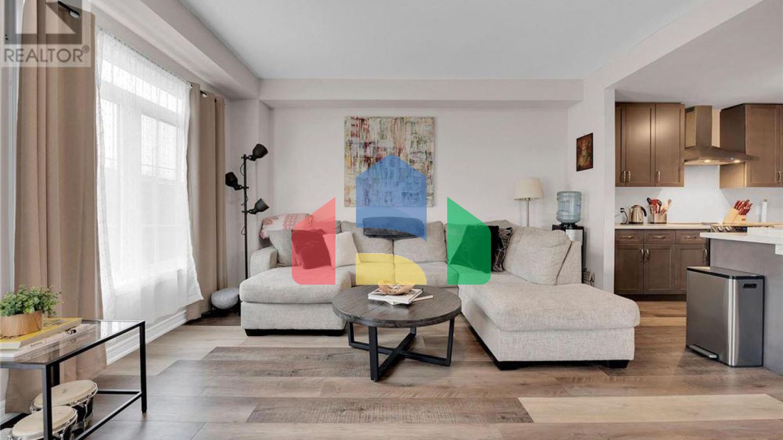 Residential - Single Family Home - Hamilton, Canada - Canada