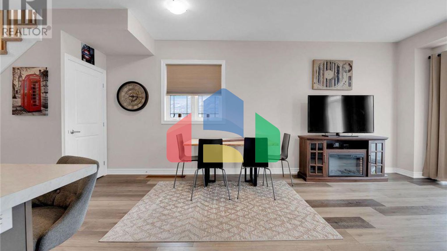 Residential - Single Family Home - Hamilton, Canada - Canada