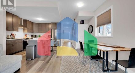 Residential - Single Family Home - Hamilton, Canada - Canada