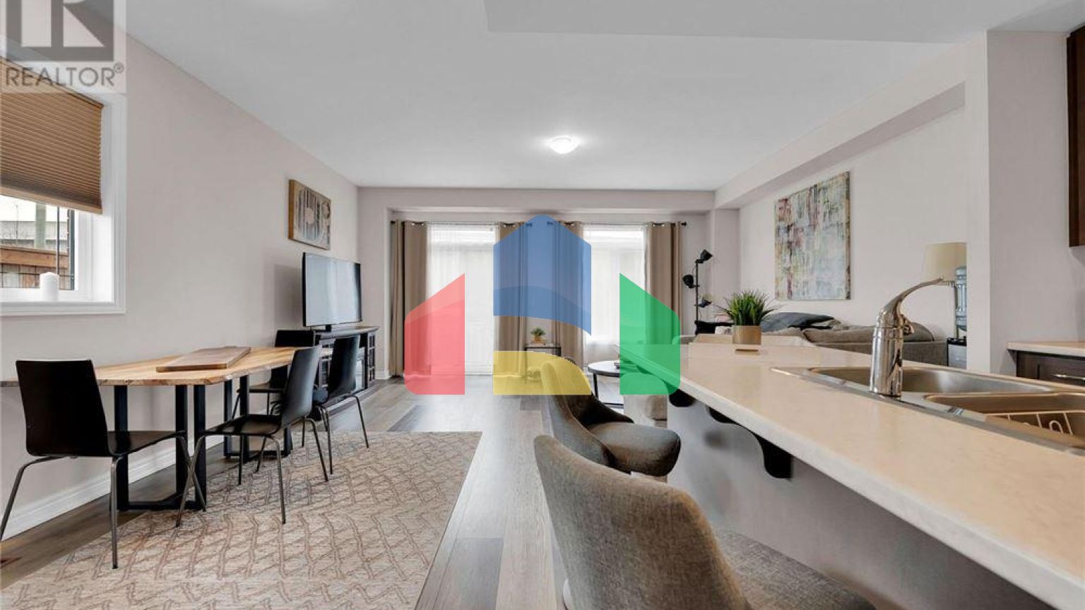 Residential - Single Family Home - Hamilton, Canada - Canada