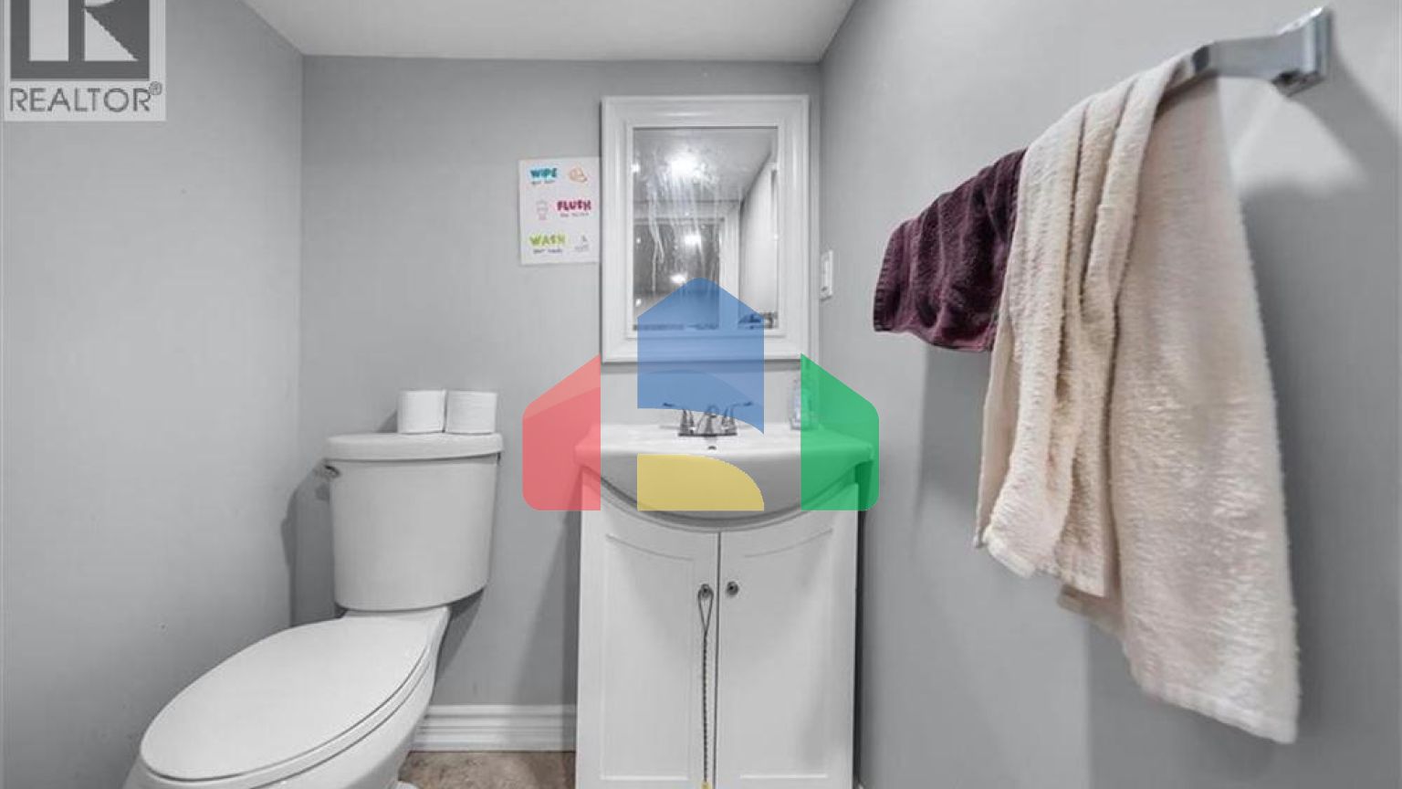 Residential - Single Family Home - Hamilton, Canada - Canada