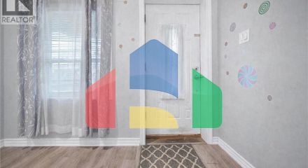 Residential - Single Family Home - Hamilton, Canada - Canada